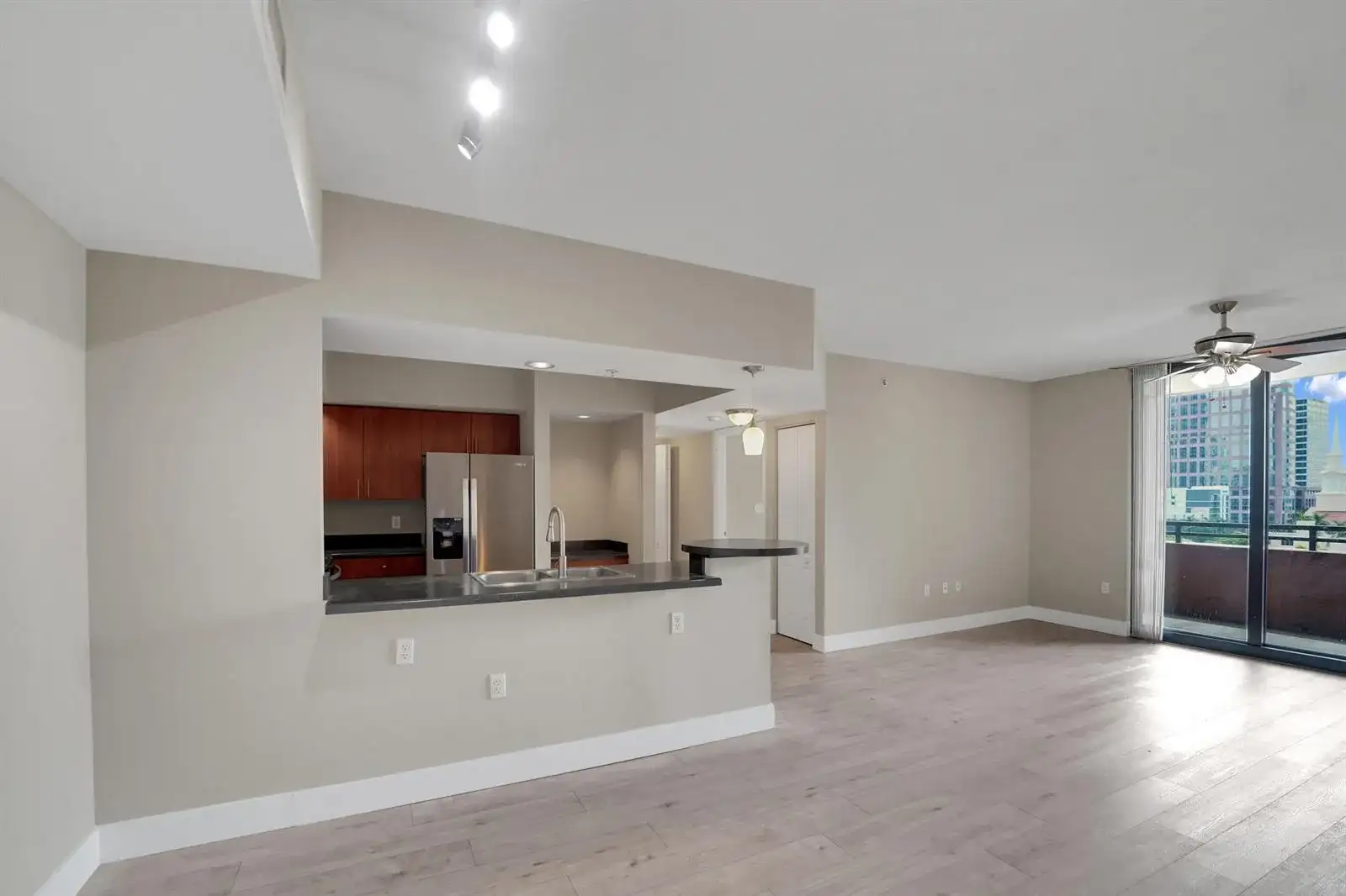 110 N FEDERAL Highway # 815, Fort Lauderdale FL 33301 photo 5