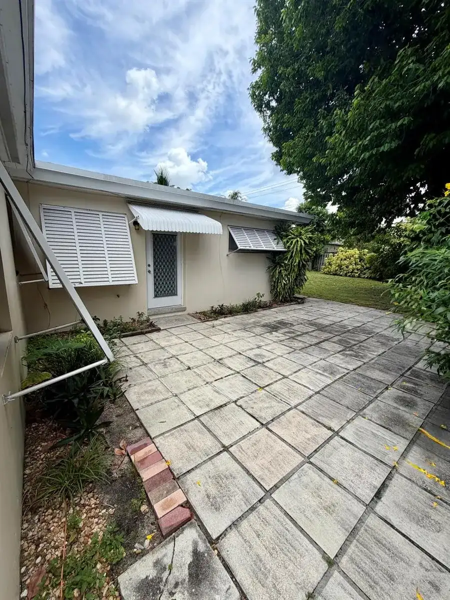 1228 NE 13TH Avenue, Fort Lauderdale FL 33304 photo 5