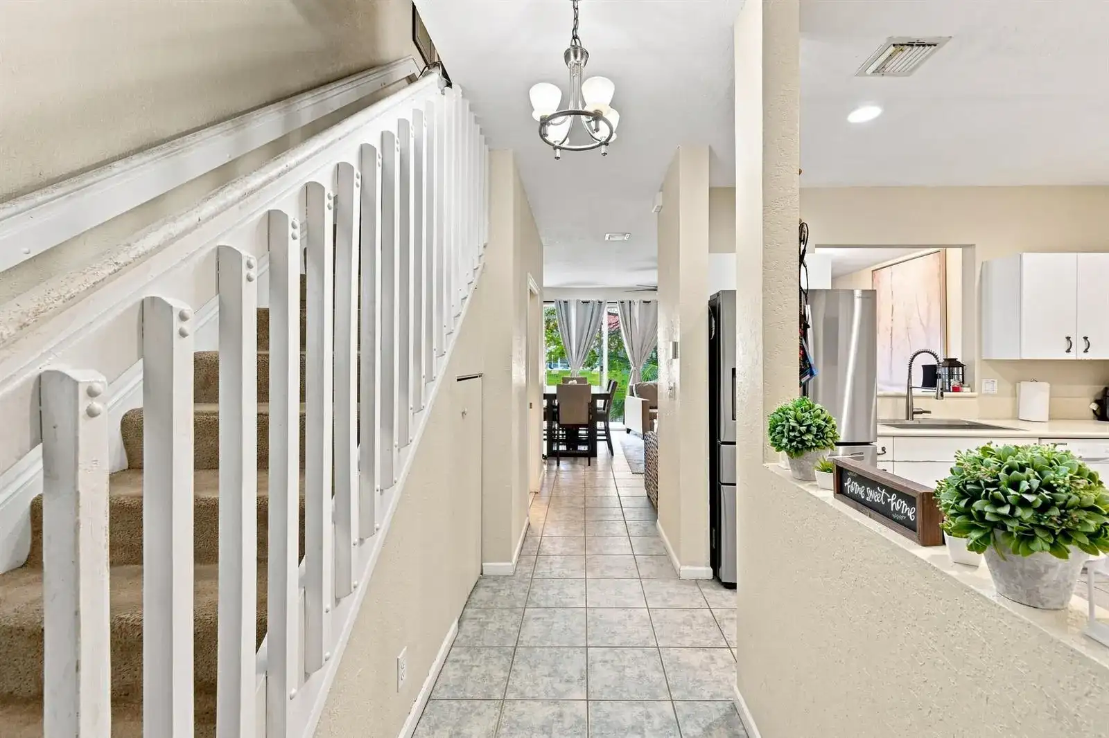 5477 NW 90th Terrace, Sunrise FL 33351 photo 3