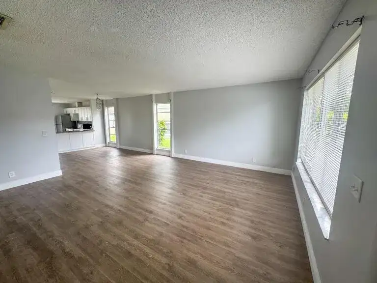 4852 Orleans Court # D, West Palm Beach FL 33415 photo 4