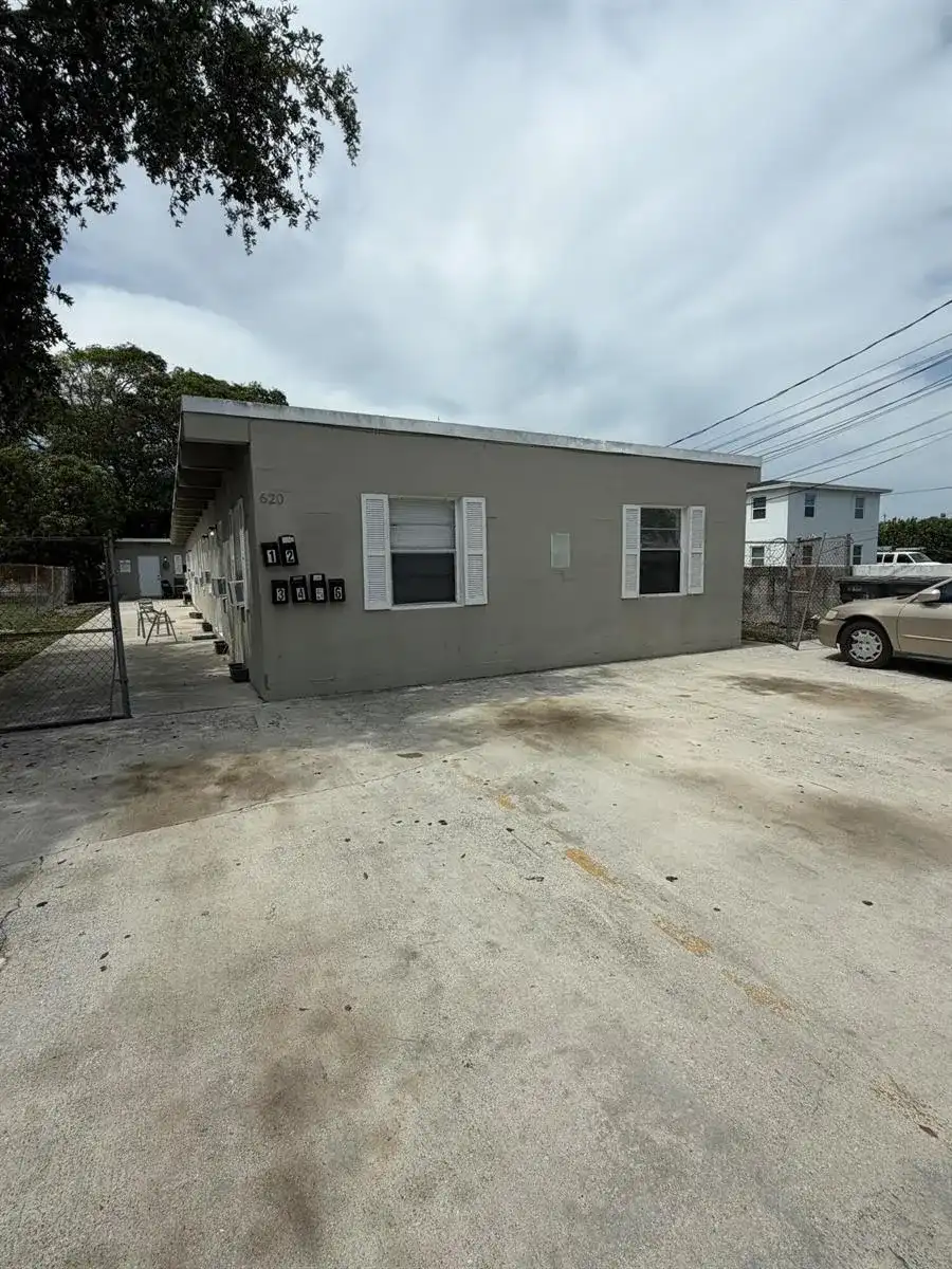 620 20th Street # 1, West Palm Beach FL 33407