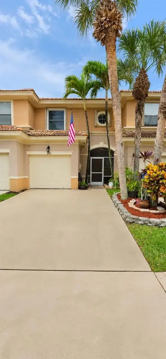 276 River Bluff Lane, Royal Palm Beach FL 33411