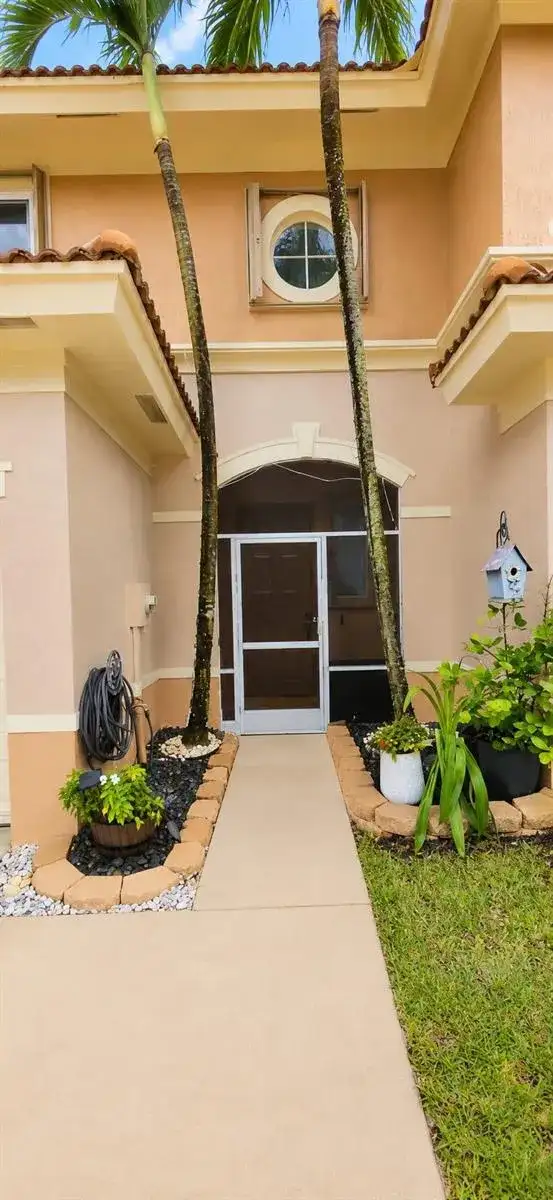 276 River Bluff Lane, Royal Palm Beach FL 33411 photo 2