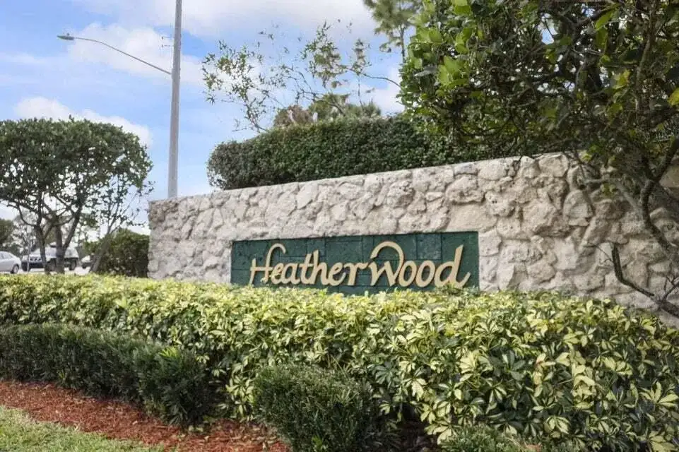 1268 SW Briarwood Drive, Port St. Lucie FL 34986 photo 4