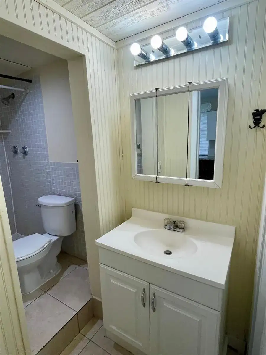 1521 N 59TH Terrace # C, Hollywood FL 33021 photo 2