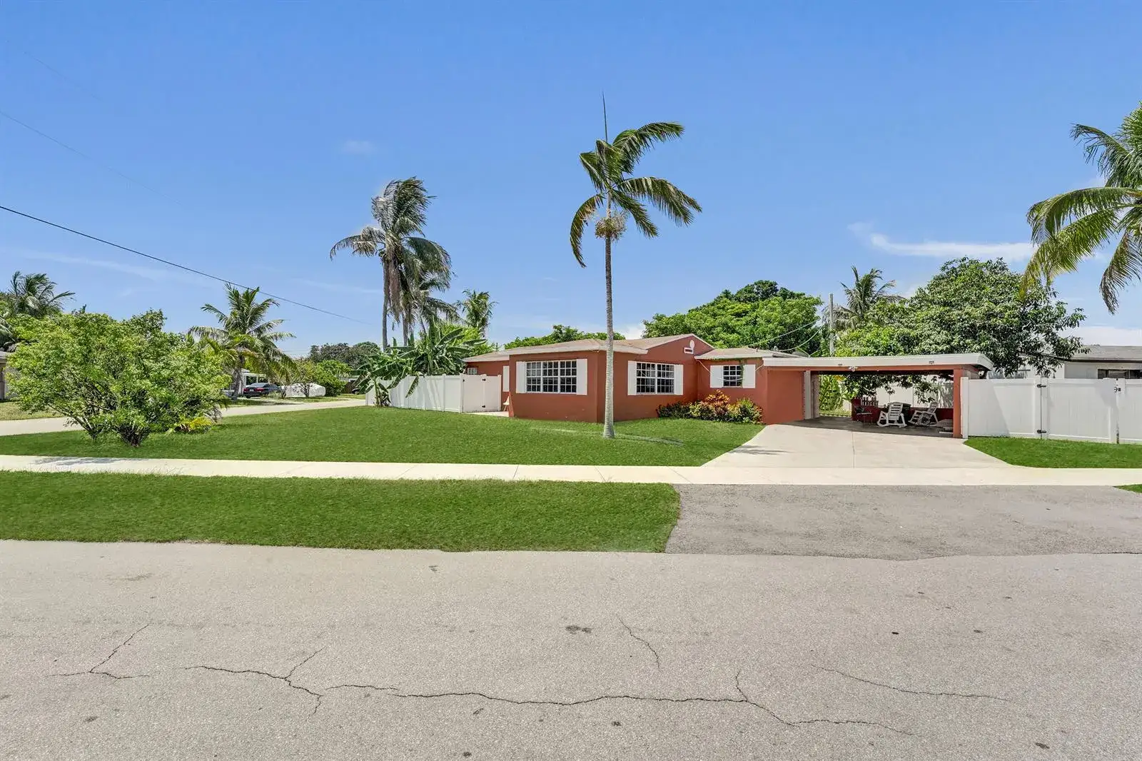1302 S 23RD Avenue, Hollywood FL 33020