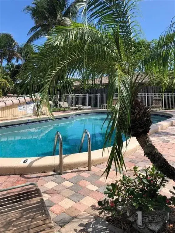 736 NE 13TH Court # 17, Fort Lauderdale FL 33304 photo 3