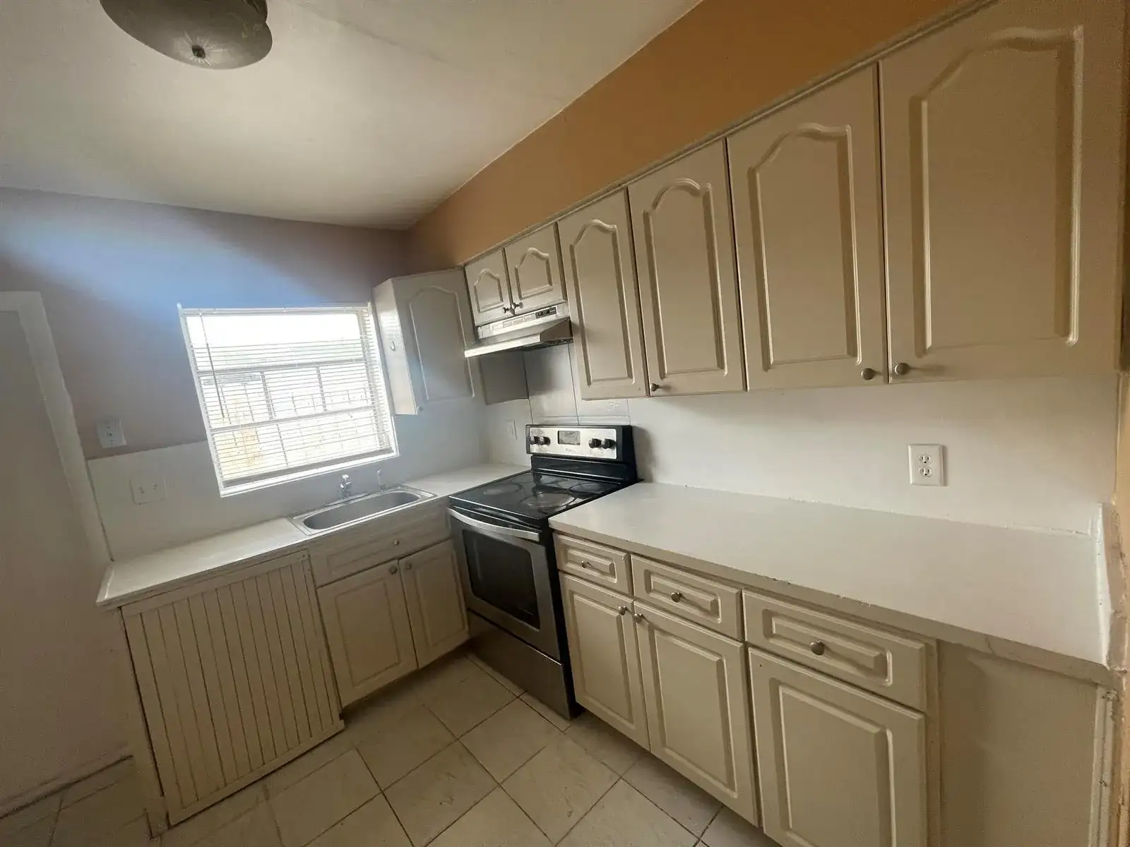 1316 NW 8th Avenue, Fort Lauderdale FL 33311 photo 4