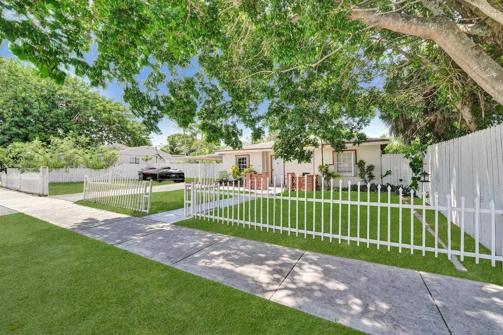 2442 FUNSTON Street, Hollywood FL 33020 photo 2
