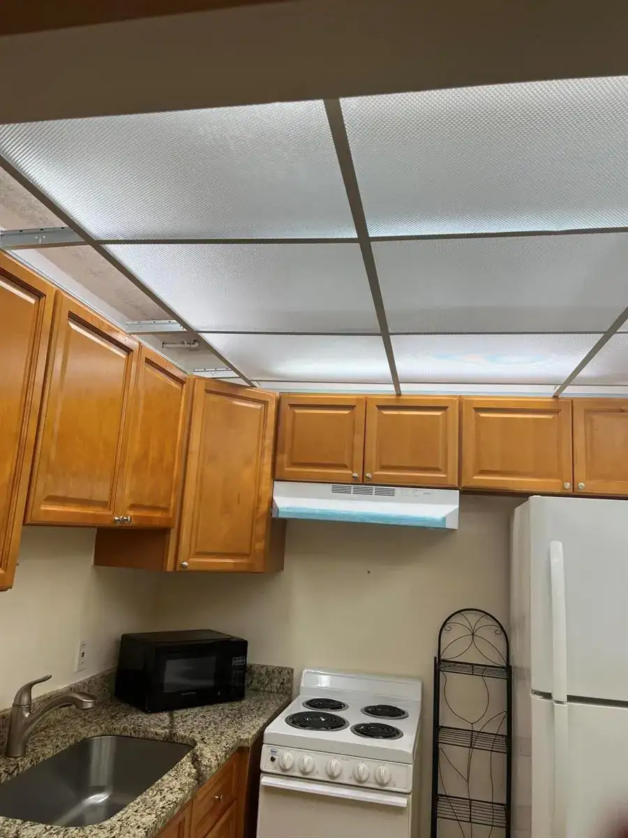 50 DORCHESTER # C, West Palm Beach FL 33417