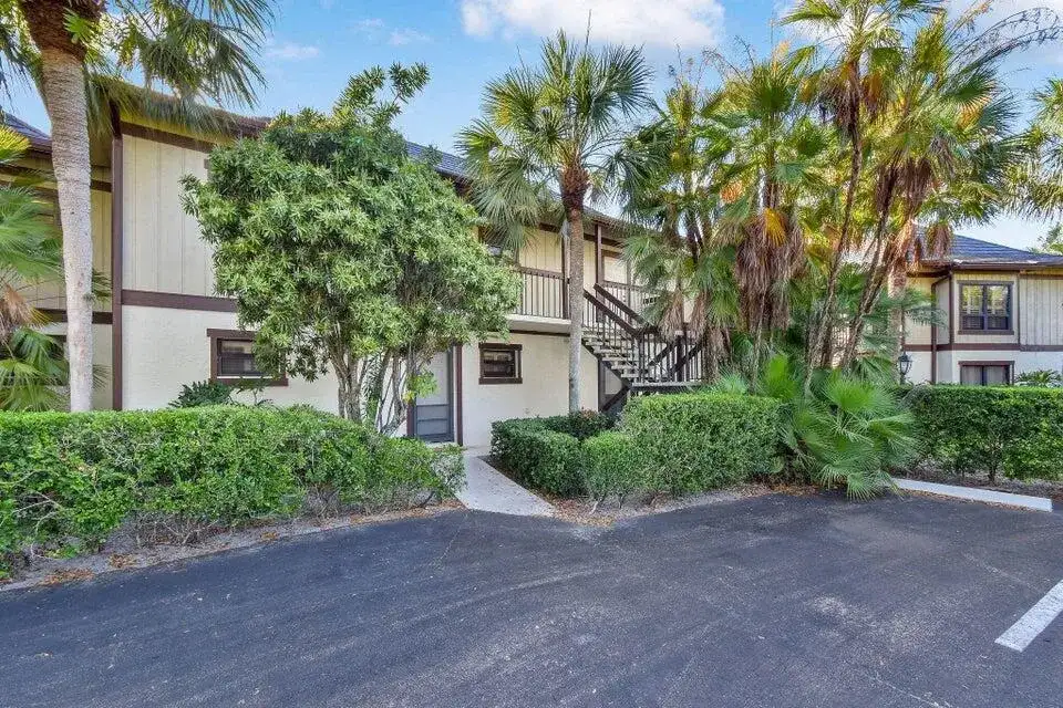 13334 Polo Club Road # 230, Wellington FL 33414 photo 2