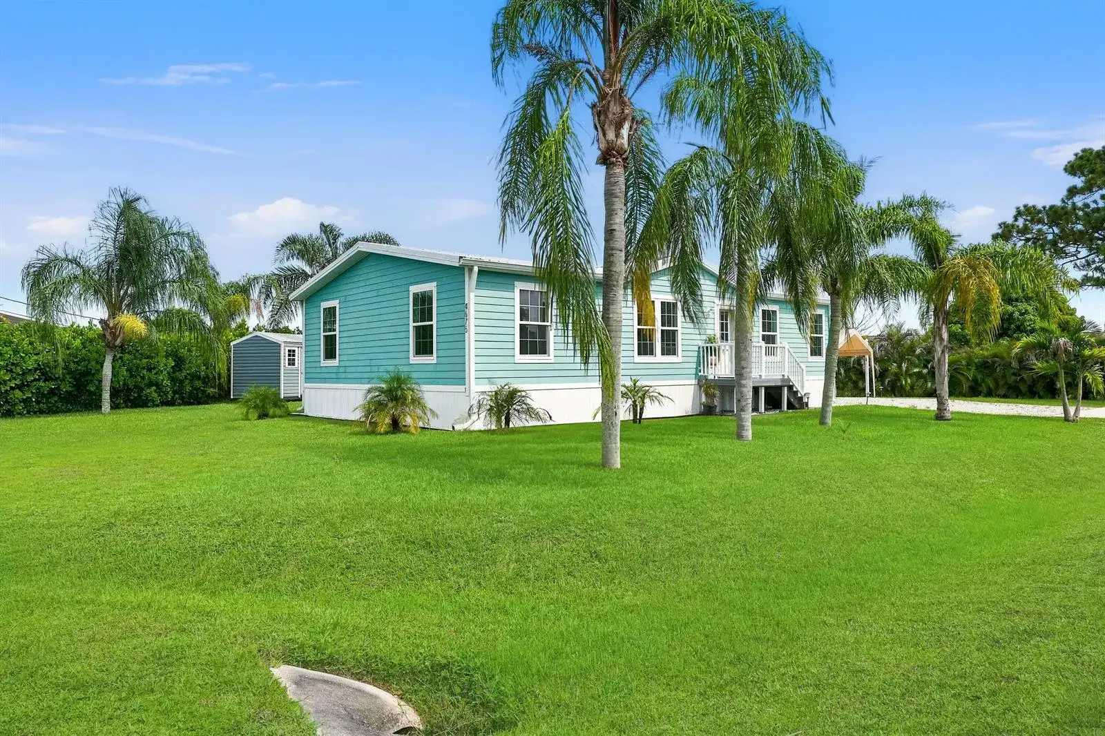 4675 SE Circle Way, Stuart FL 34997 photo 2