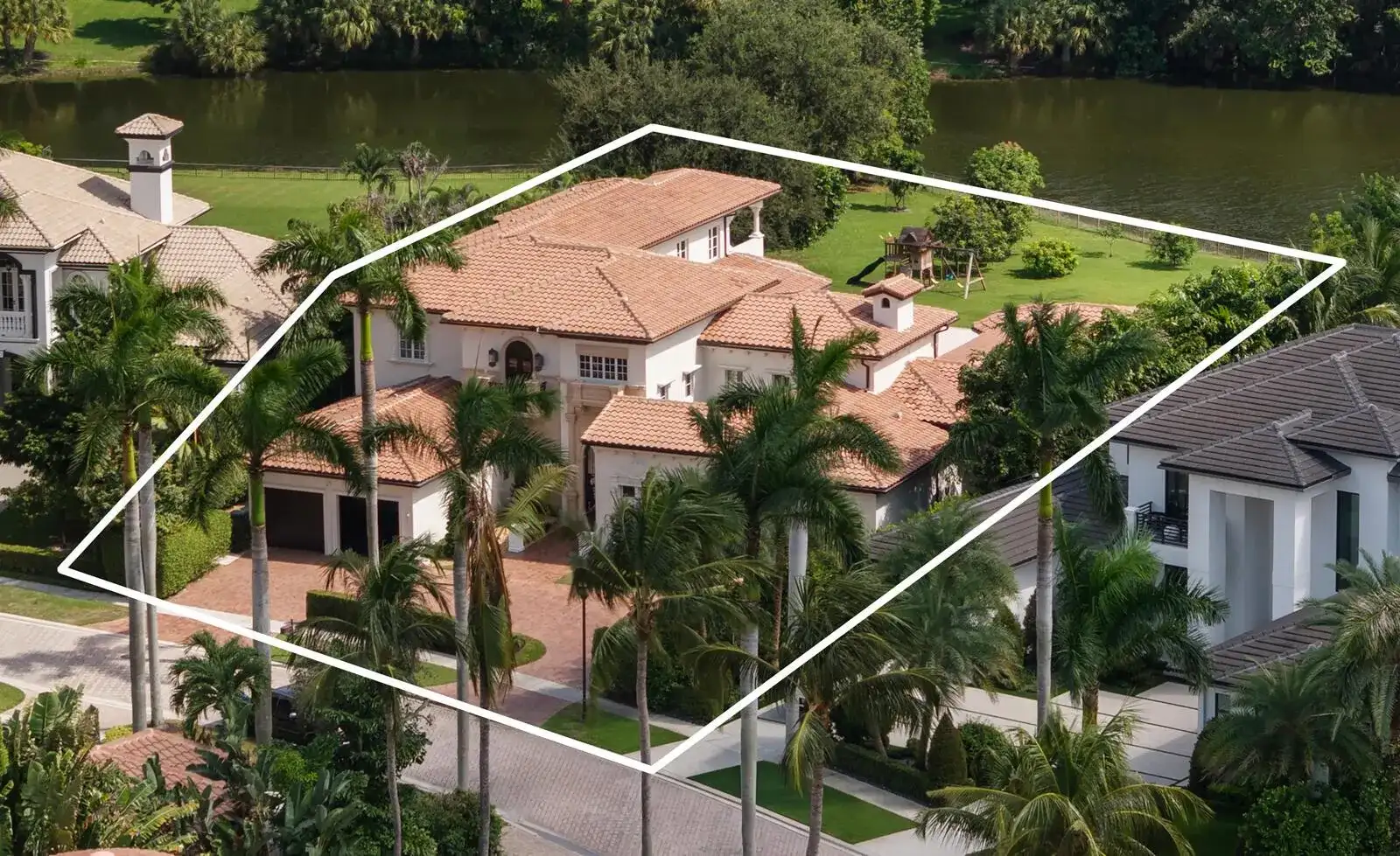 17130 Avenue Le Rivage, Boca Raton FL 33496 photo 2