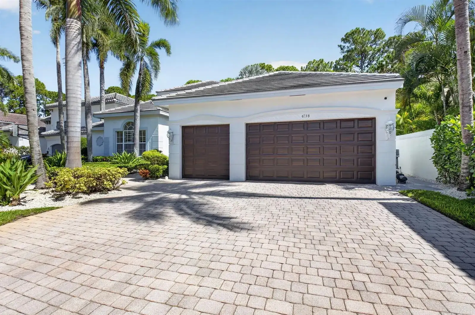6718 ROYAL ORCHID Circle, Delray Beach FL 33446 photo 2