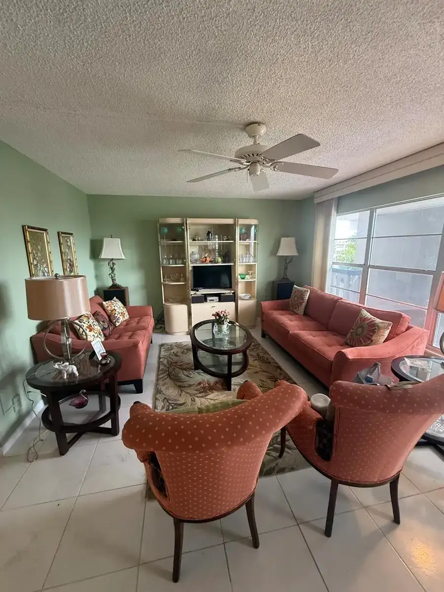 407 GREENBRIER A, West Palm Beach FL 33417 photo 5