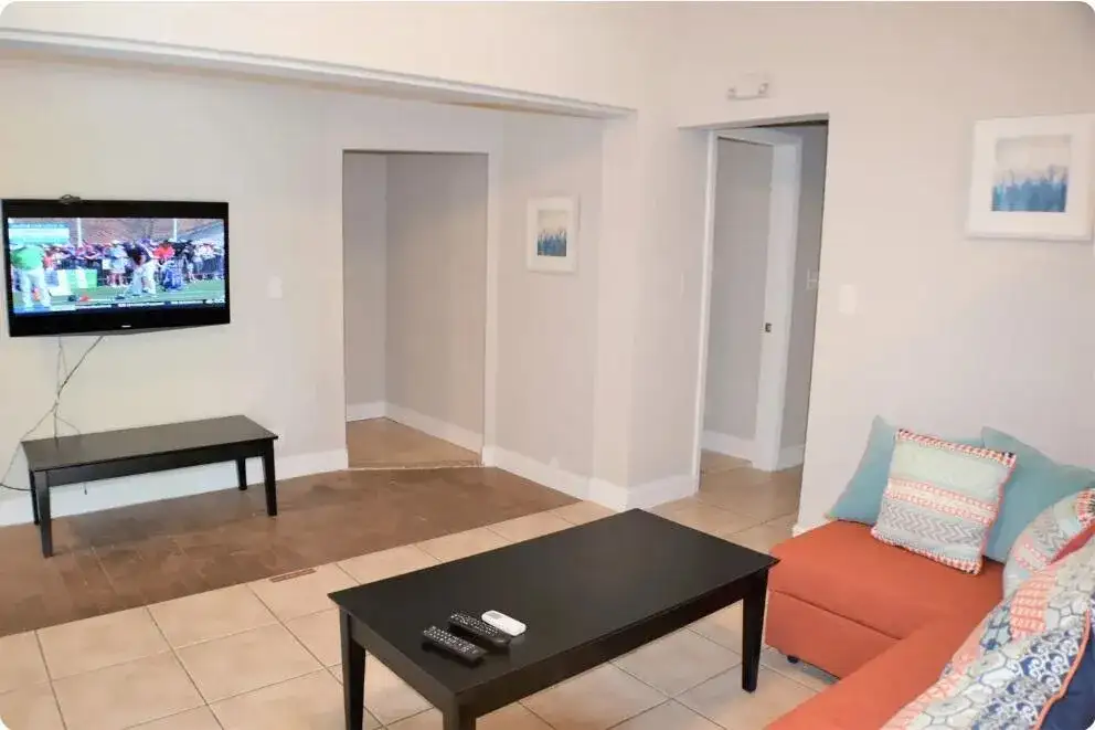 4411 E TRADEWINDS Avenue # B, Lauderdale By The Sea FL 33308 photo 3