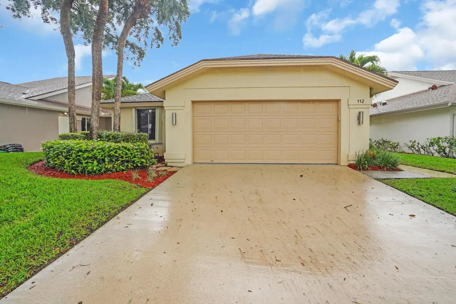 112 INNER HARBOUR Way, Jupiter FL 33477 photo 2