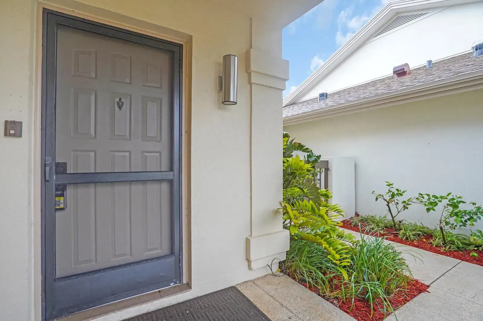 112 INNER HARBOUR Way, Jupiter FL 33477 photo 5