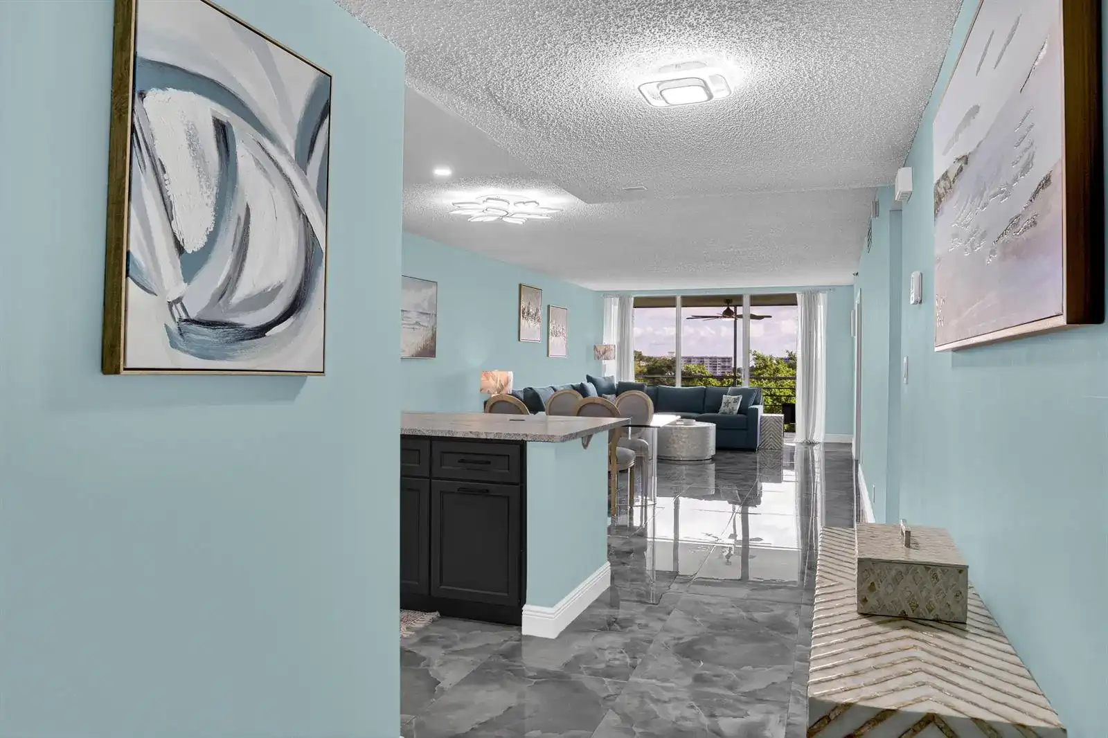 4015 W PALM AIRE Drive # 704, Pompano Beach FL 33069