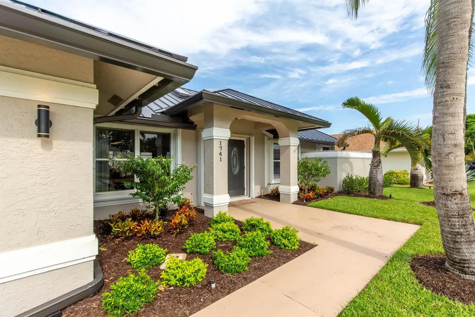 1741 Grantham Drive, Wellington FL 33414 photo 3