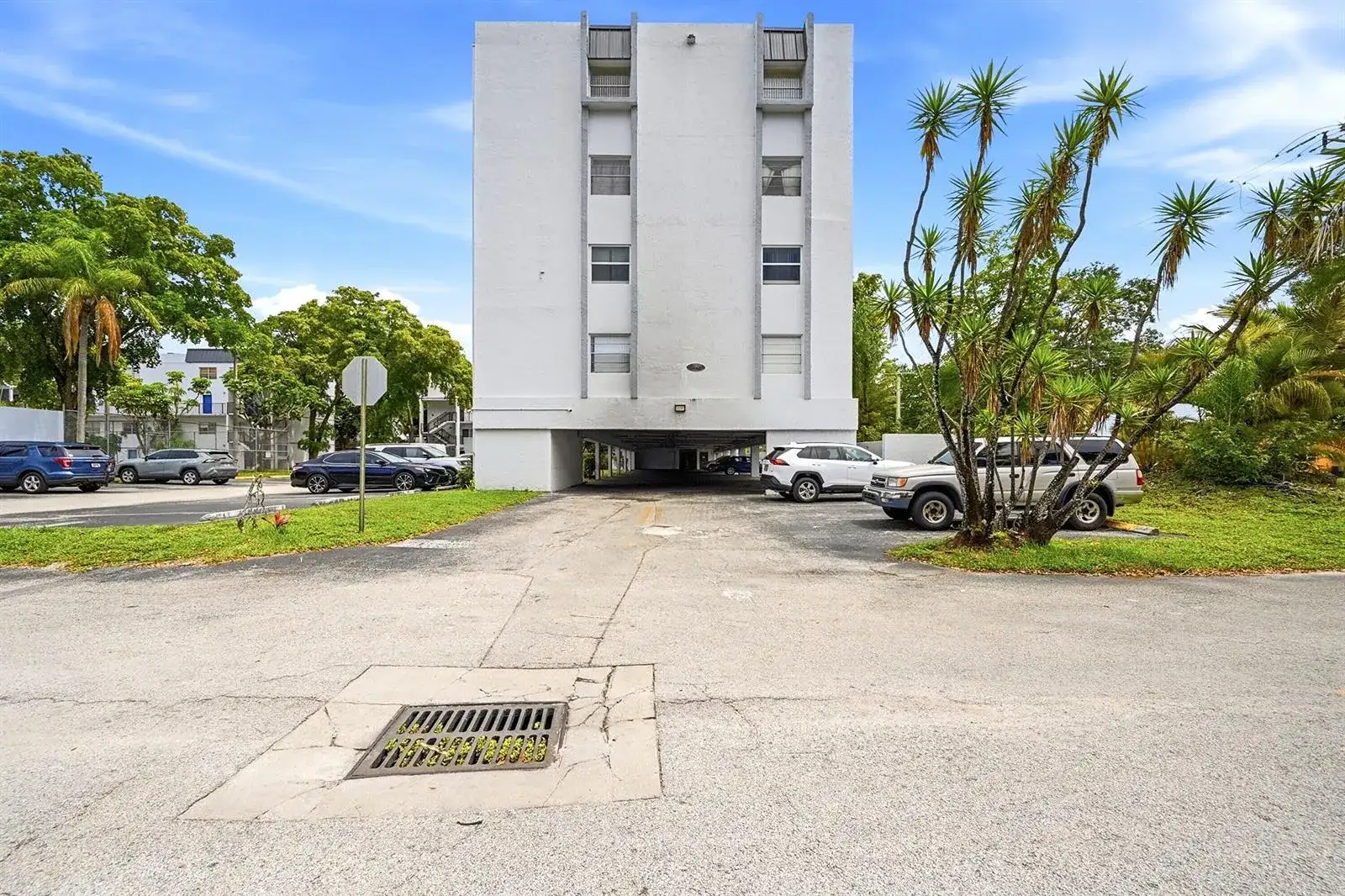 7541 NW 16th Street # 1211, Plantation FL 33313 photo 2