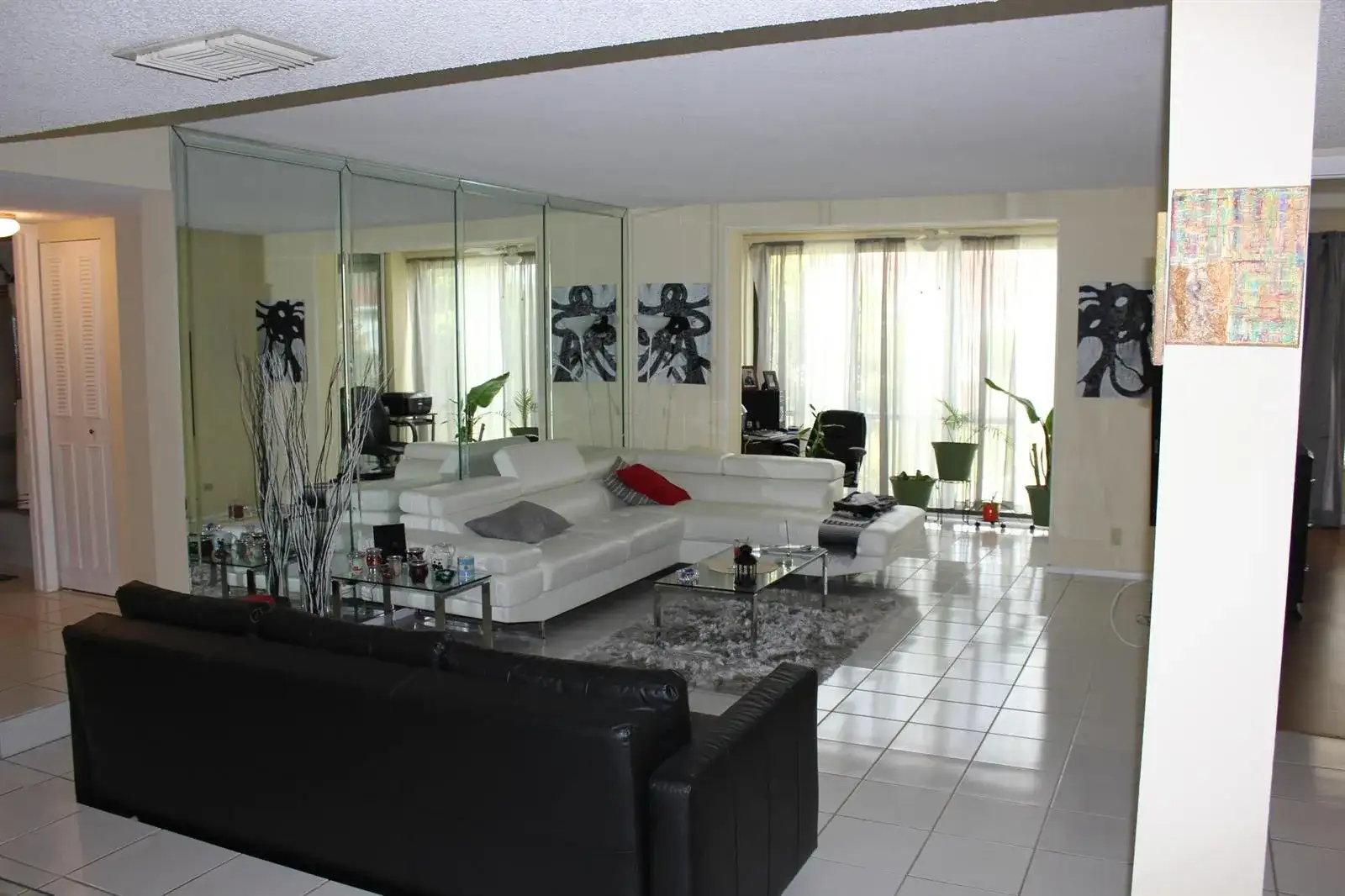 3660 INVERRARY Drive # 3V, Lauderhill FL 33319 photo 2