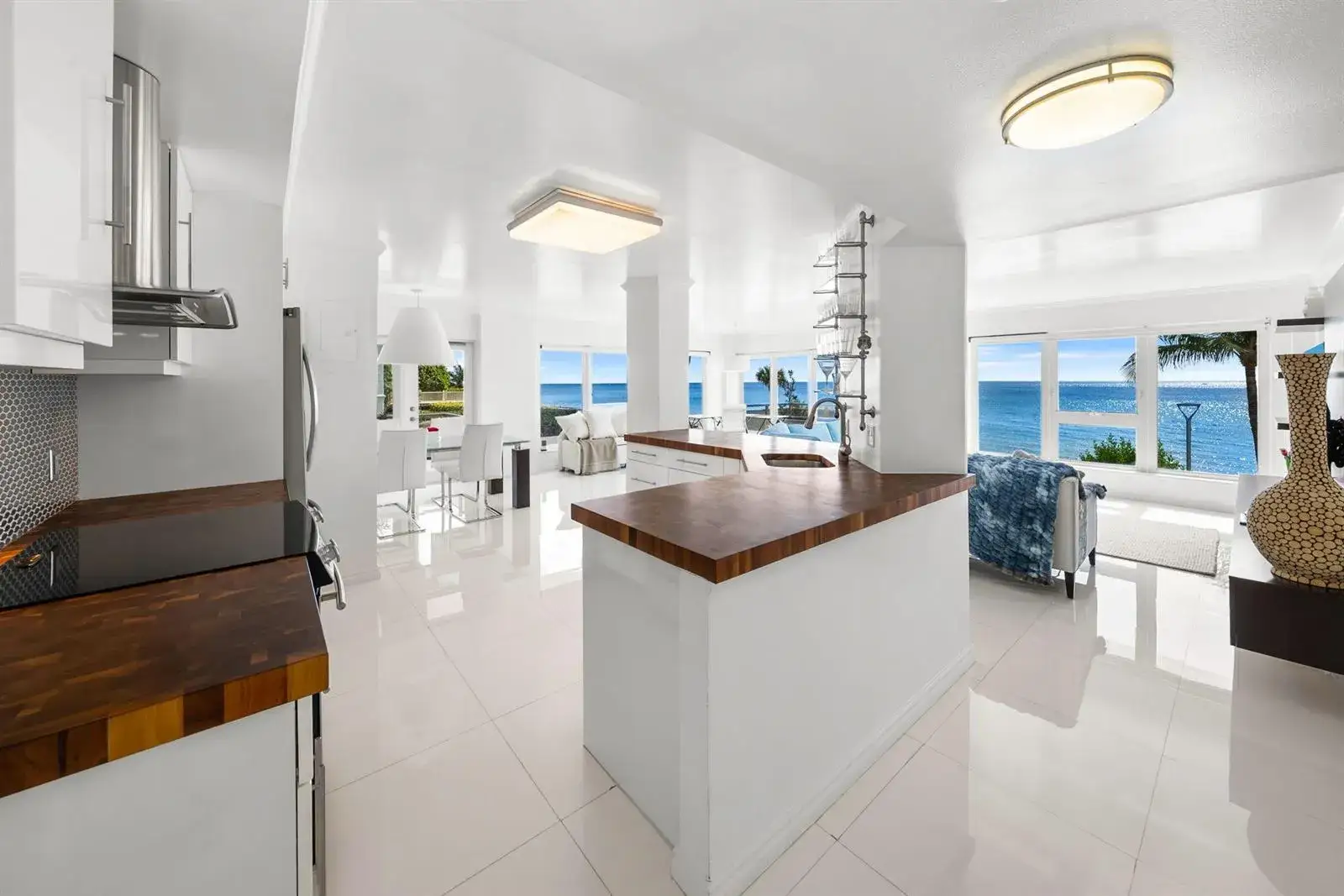 2066 N OCEAN Boulevard, Boca Raton FL 33431
