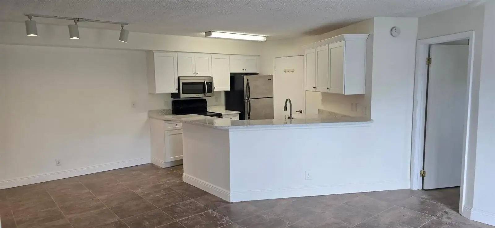 9999 SUMMERBREEZE Drive # 417, Sunrise FL 33322 photo 3