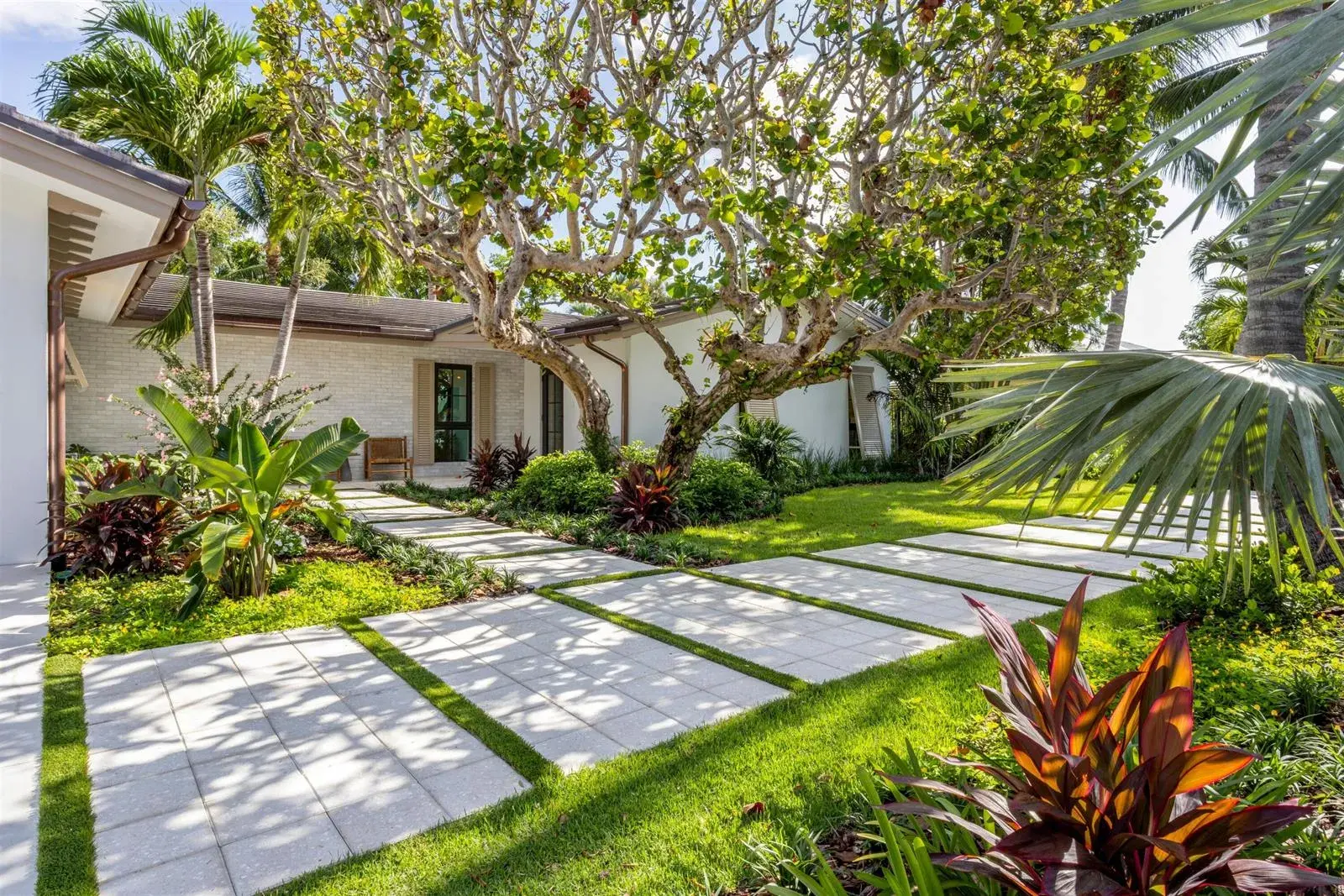 1125 Harbor Drive, Delray Beach FL 33483