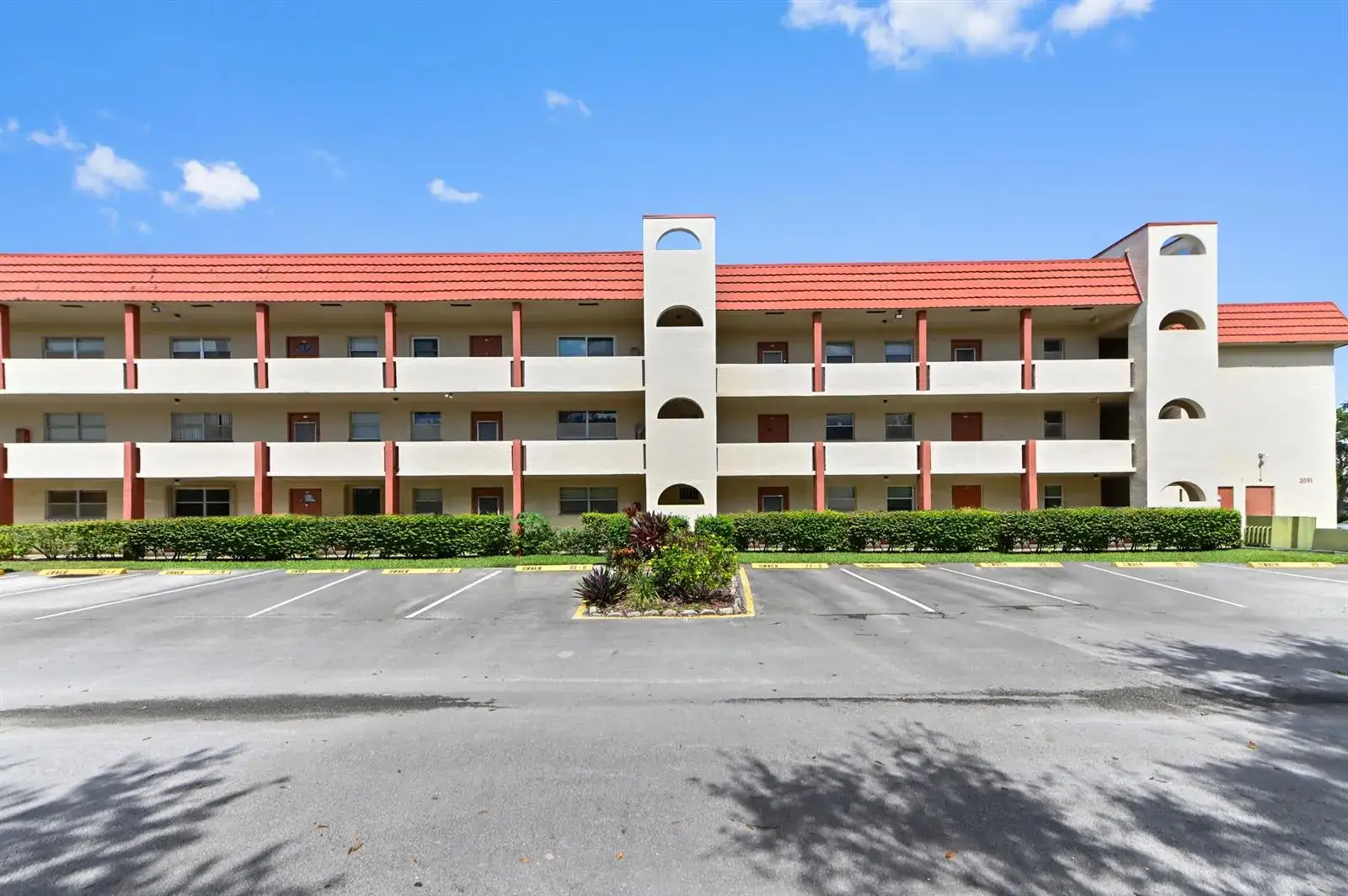 3091 E Sunrise Lakes Drive # 302, Sunrise FL 33322