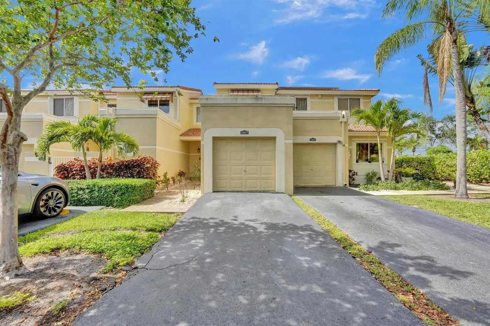 3407 DEER CREEK PALLADIAN Circle, Deerfield Beach FL 33442