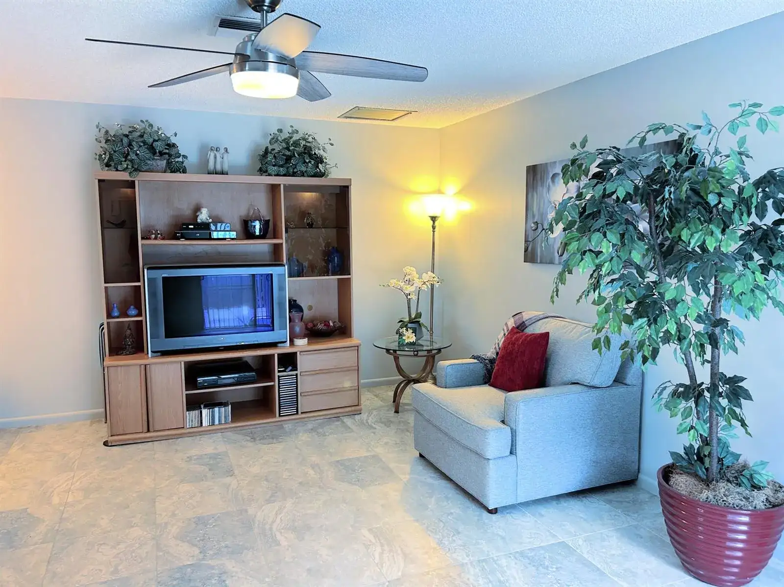 9 CROSSINGS Circle # D, Boynton Beach FL 33435 photo 2