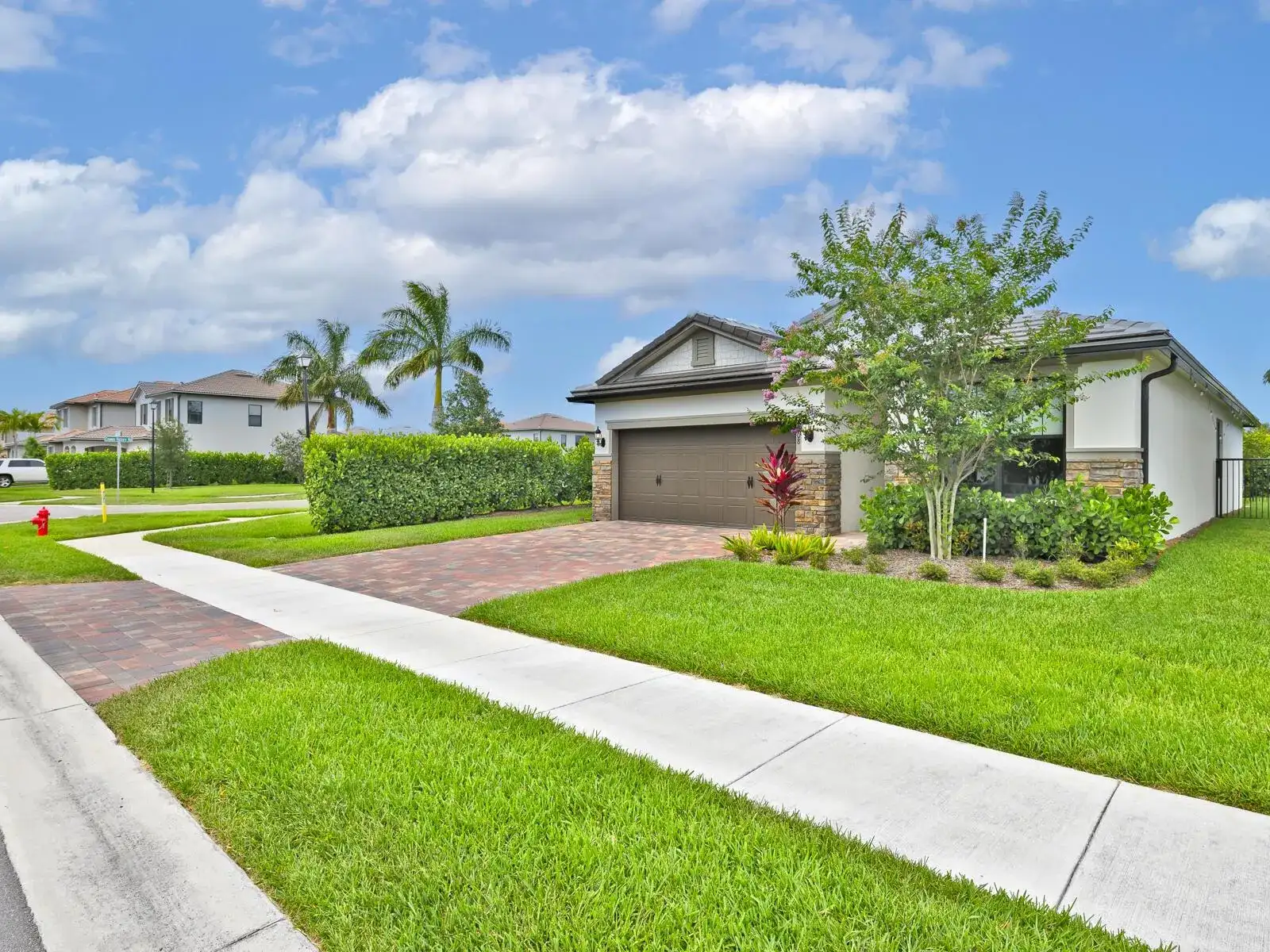 4808 Chantilly Road, Lake Worth FL 33467 photo 4