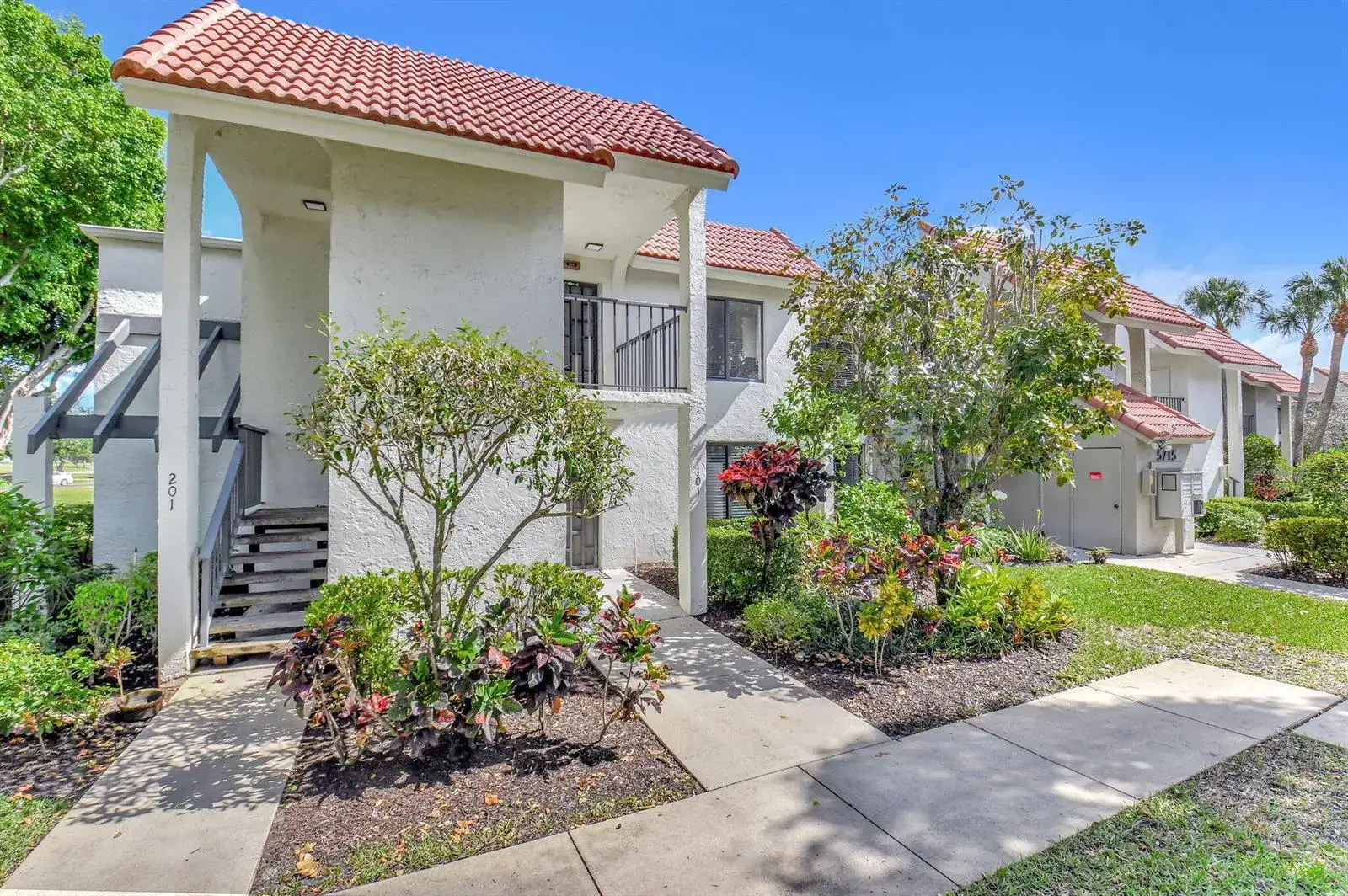 5715 FAIRWAY PARK Drive # 201, Boynton Beach FL 33437