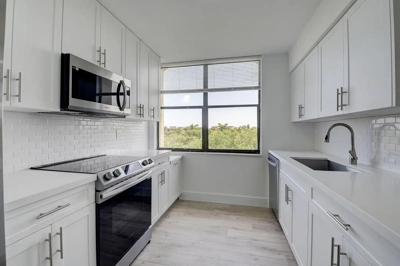 955 Egret Circle # 501, Delray Beach FL 33444 photo 5
