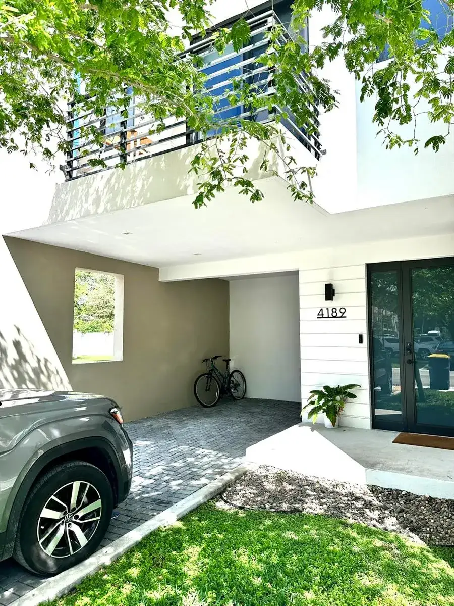 4189 N Oak Place, Fort Lauderdale FL 33314 photo 5