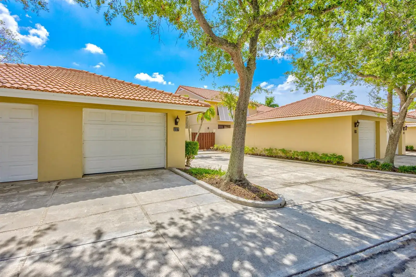 227 OLD MEADOW Way, Palm Beach Gardens FL 33418 photo 3