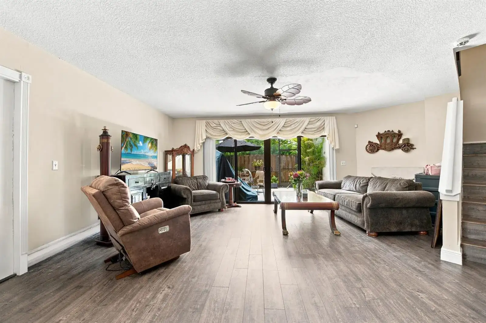 126 WEYBRIDGE Circle # B, Royal Palm Beach FL 33411 photo 3