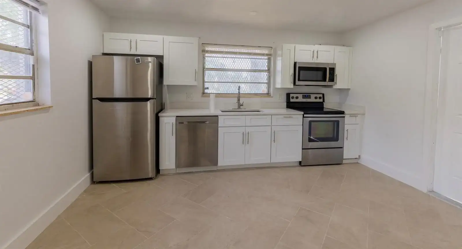 2921 NW 11th Street, Fort Lauderdale FL 33311 photo 3