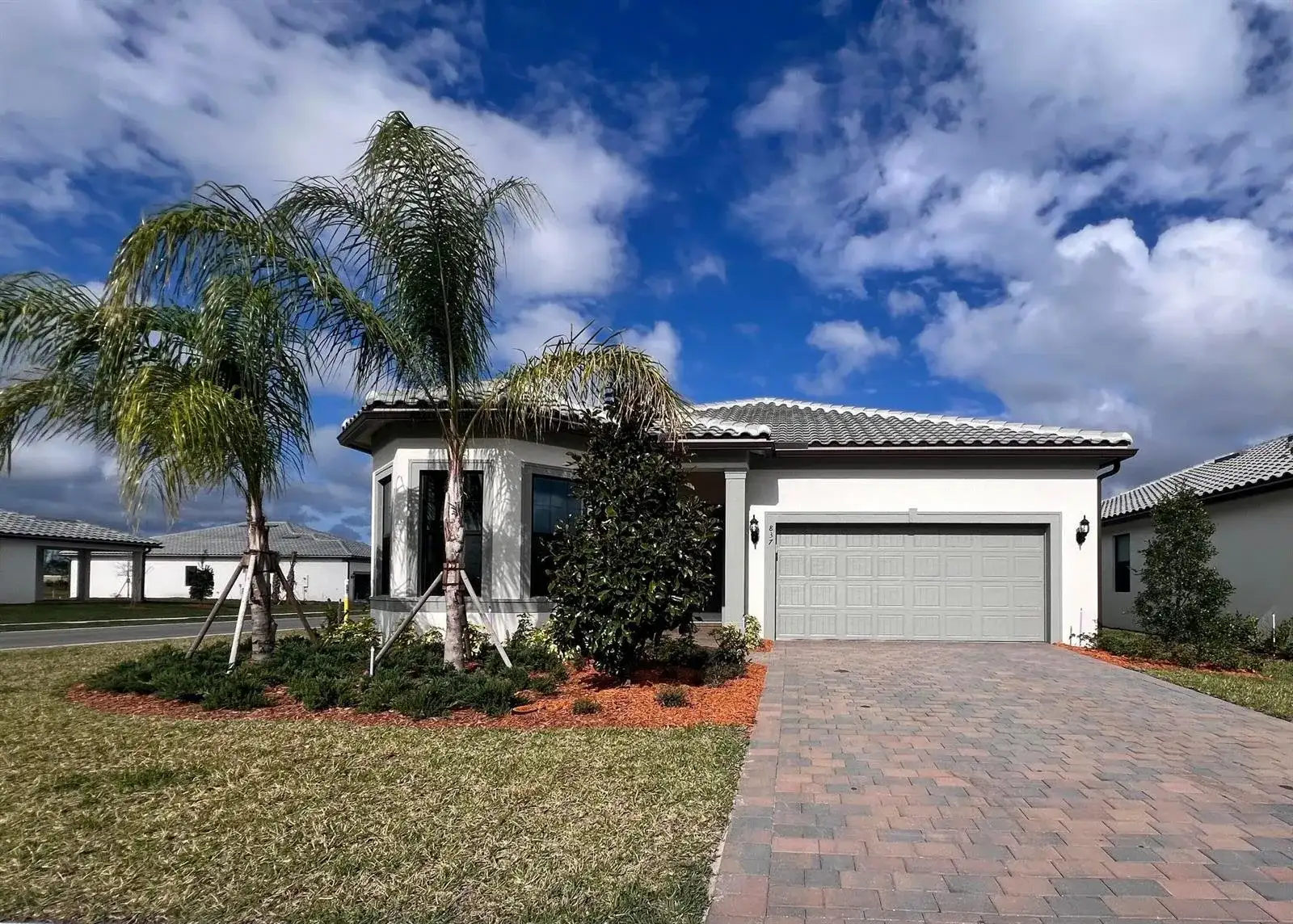 837 SE Courances Drive, Port St. Lucie FL 34984 photo 2