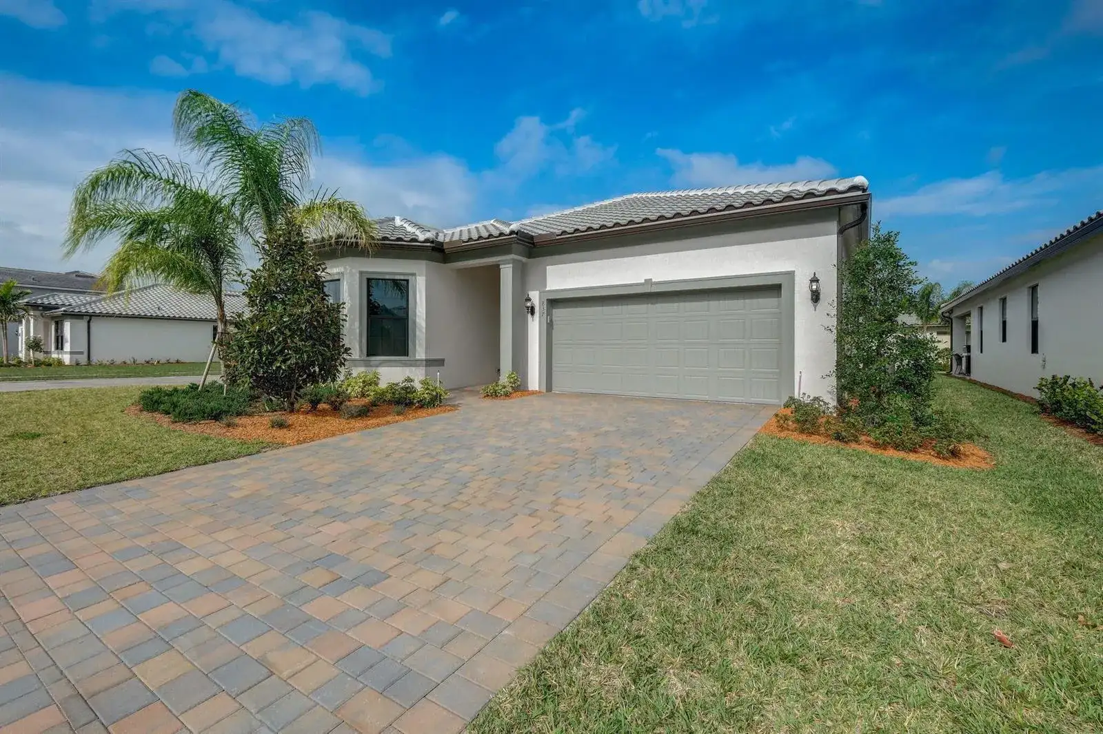 837 SE Courances Drive, Port St. Lucie FL 34984 photo 3