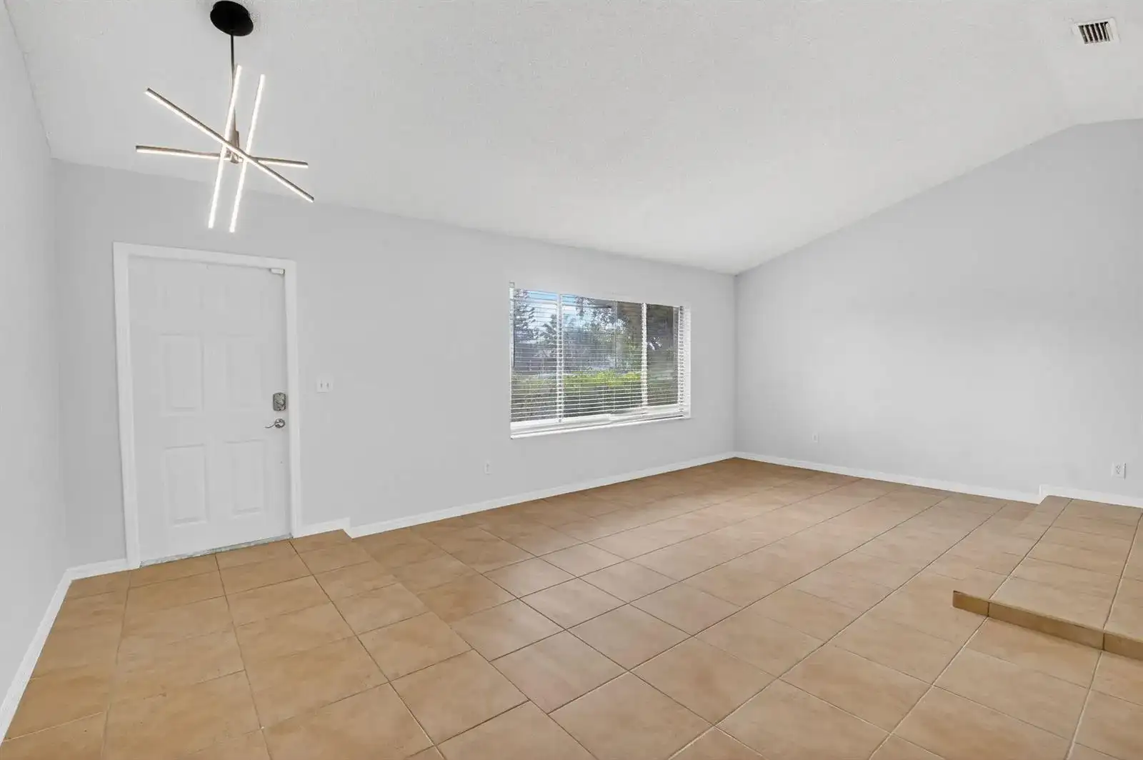 4135 Bay Laurel Way, Boca Raton FL 33487 photo 4