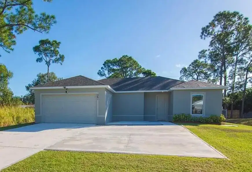 361 NW Friar Street, Port St. Lucie FL 34983 photo 4