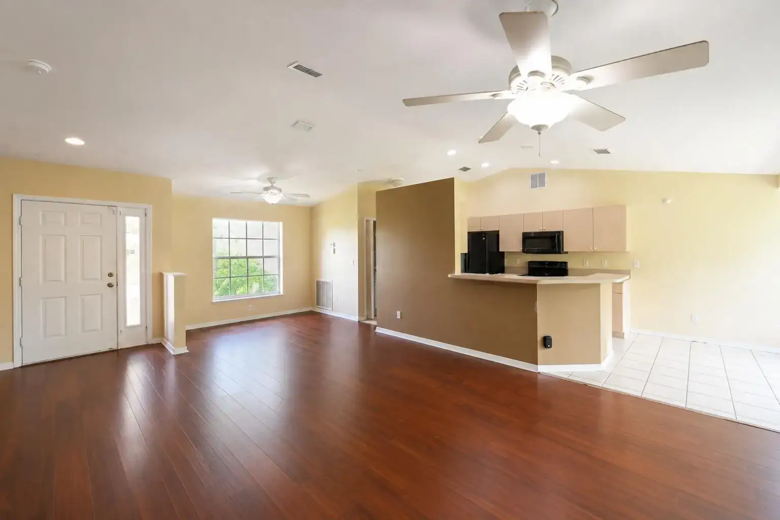 491 SE STARFLOWER Avenue, Port St. Lucie FL 34983 photo 4