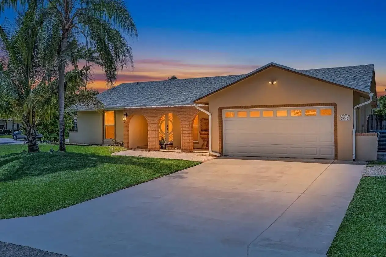 3947 NW 22ND Street, Coconut Creek FL 33066 photo 2