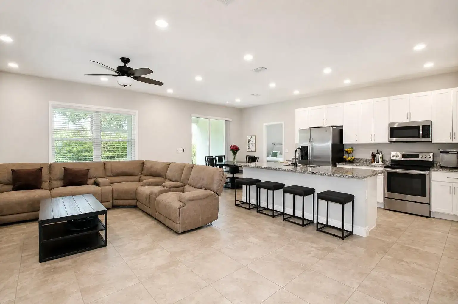 1013 SW EUREKA Avenue, Port St. Lucie FL 34953 photo 5