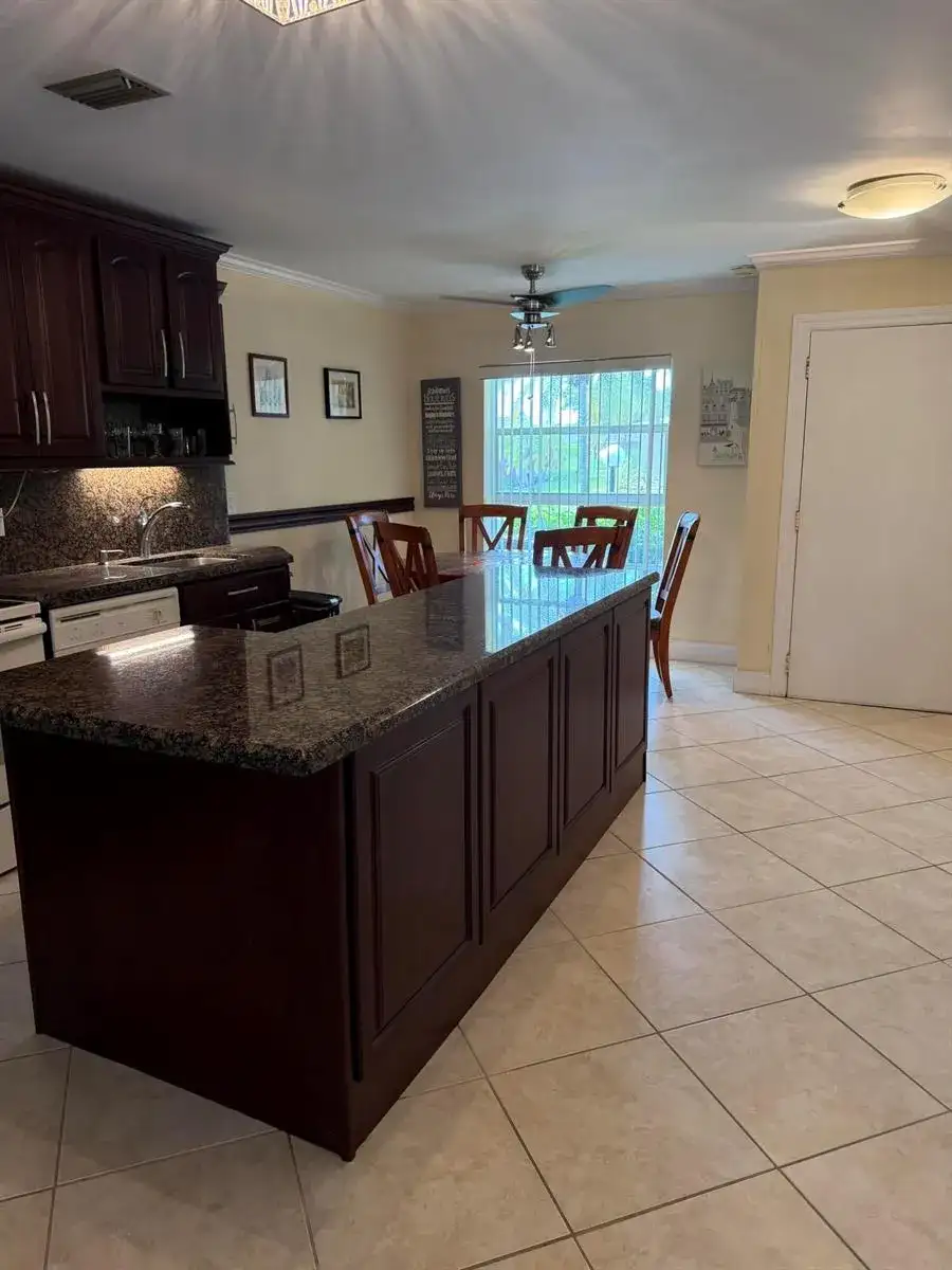 8857 BELLA VISTA Drive S # 286, Boca Raton FL 33433 photo 2