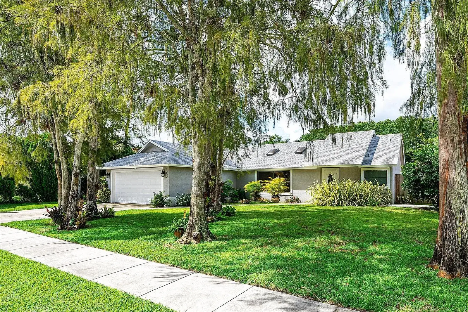 1252 Raintree Lane, Wellington FL 33414 photo 3