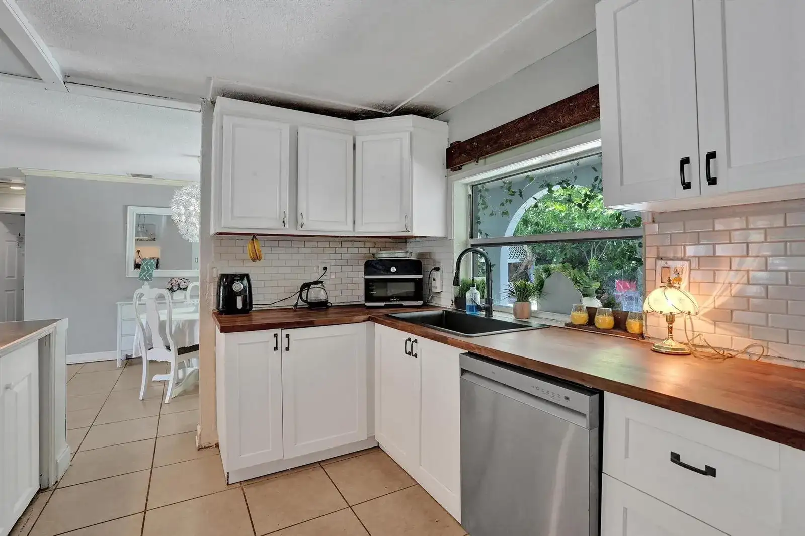 2161 NW 84TH Way, Sunrise FL 33322 photo 5