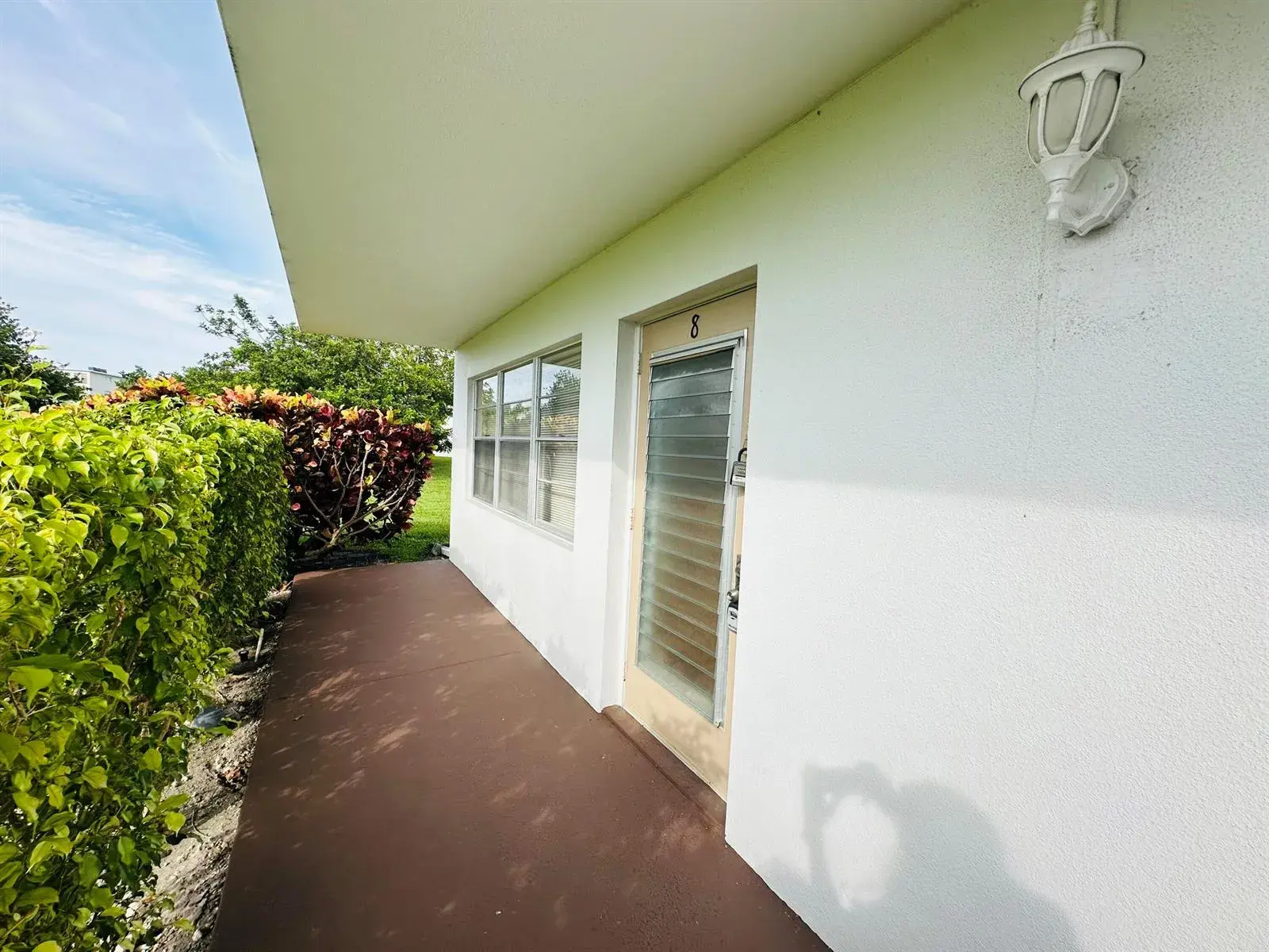 8 GRANTHAM D, Deerfield Beach FL 33442